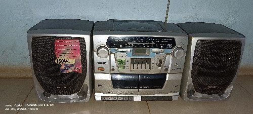 fm-radio-with-cd-and-cassette-player-big-0