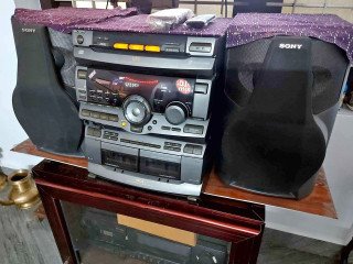 Sony music system