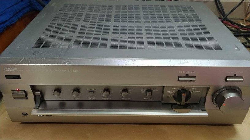 yamaha-ax592-stereo-amplifier-big-1