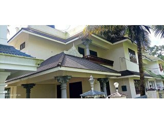House for sale in Aluva Paravoor Road