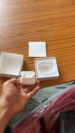 apple-airpods-pro-2-nd-big-1
