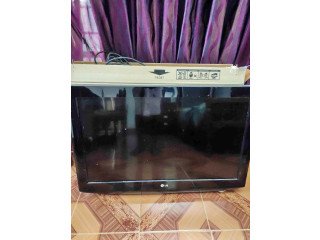 LG LCD TV GOOD CONDITION