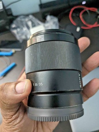 sony-35-mm-18-lense-for-sale-big-0
