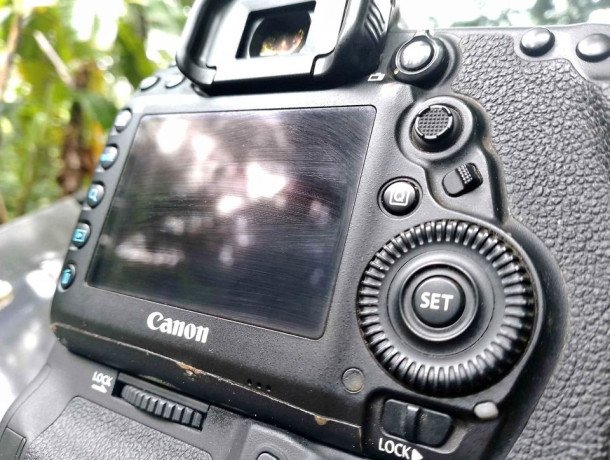 canon-5d-mark4-for-sale-in-taliparamba-big-0