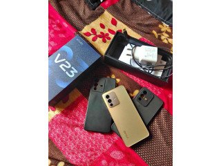 Vivo V23 5G GOLD in Aluva