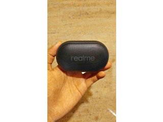 Realme Bluetooth Speaker with negotiable price