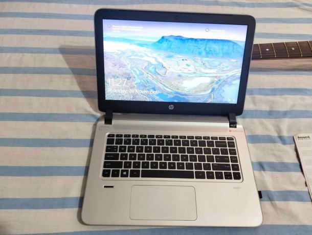 intel-core-i7-laptop-16-gb-ram-1000gb-storage-big-2