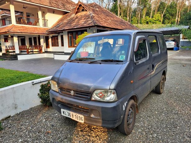 maruthi-suzuki-eeco-2010-model-big-0