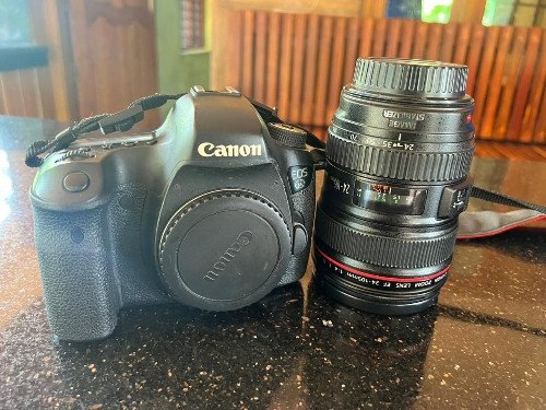canon-6d-body-with-24105-lens-big-1