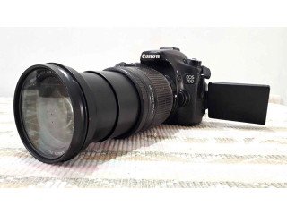 Canon 70 D camera for Sale.