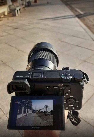 sony-a6400-14-auto-focus-lens-big-2
