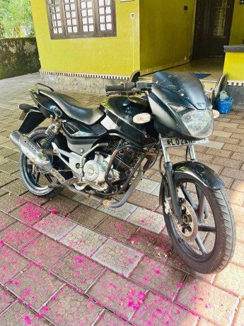 bajaj-pulsar-150-big-0