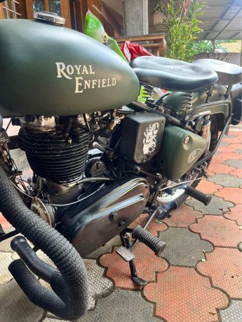 royal-enfield-standard-big-2