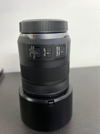 canon-rf-85-f2-lenses-big-2