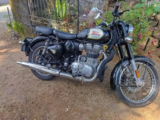 royal-enfield-classic-bs6-2020-model-big-1