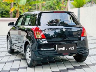 2011 Model swift vxi petrol Top condition