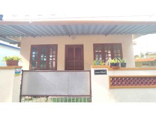 House for sale in Kadavanthra