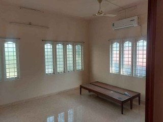 House first floor for rent
