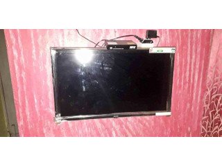 Samsung LED TV with Sun DTH Connection