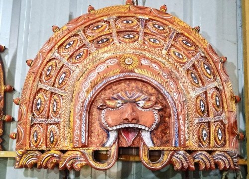 antique-theyyam-wooden-head-cover-big-1