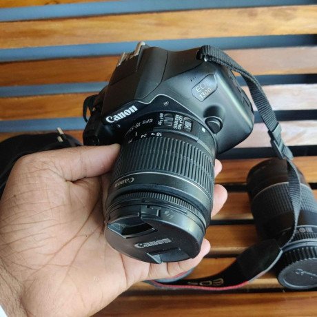 canon-1300d-dual-lens-big-2