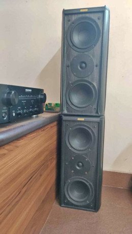 jamo-bookshelf-speaker-big-0