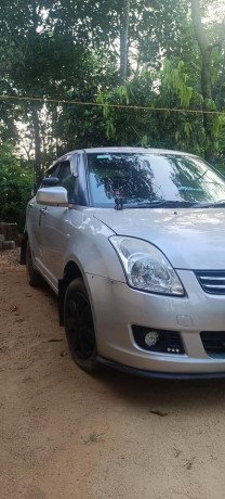 2011-swift-dzire-vxi-big-1