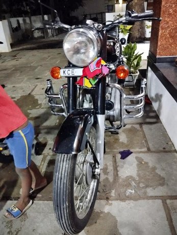 royal-enfield-big-0