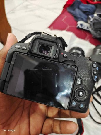 canon-eos-200d-for-sale-big-2