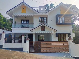 House for sale in Puthuppally