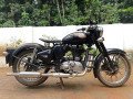 royal-enfield-classic-350-small-1