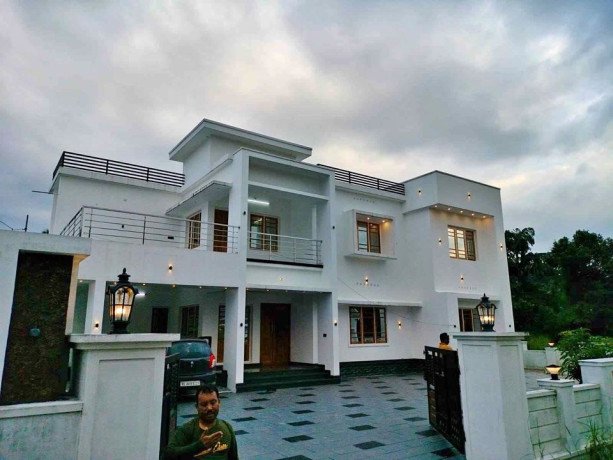 house-for-sale-in-kothamangalam-big-0