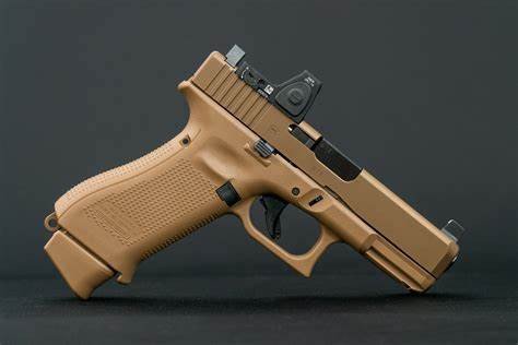 glockberetta-handguns-for-self-defense-big-2